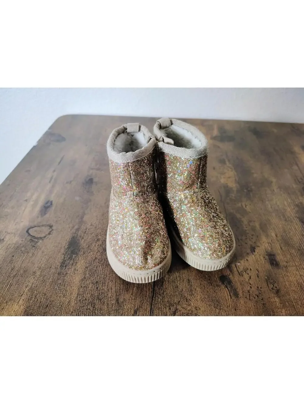 Cat and Jack Toddler Girls Arlo Zipper Shearling Winter Boot Gold Glitter Sz 5c - Picture 2 of 8